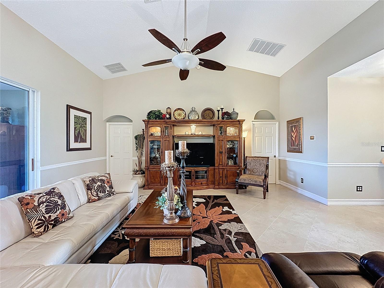 PLANTATION AT LEESBURG LONG MEADOW VILLAGE - Residential