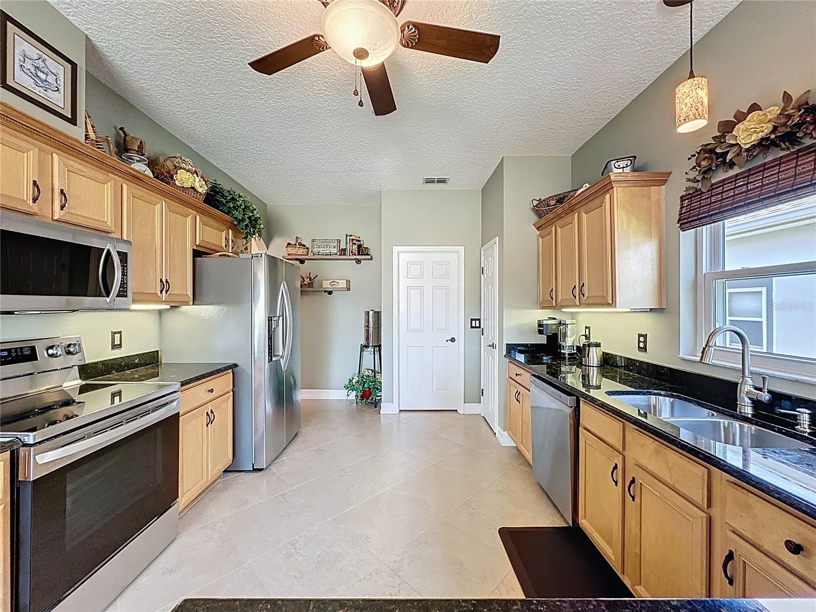 PLANTATION AT LEESBURG LONG MEADOW VILLAGE - Residential