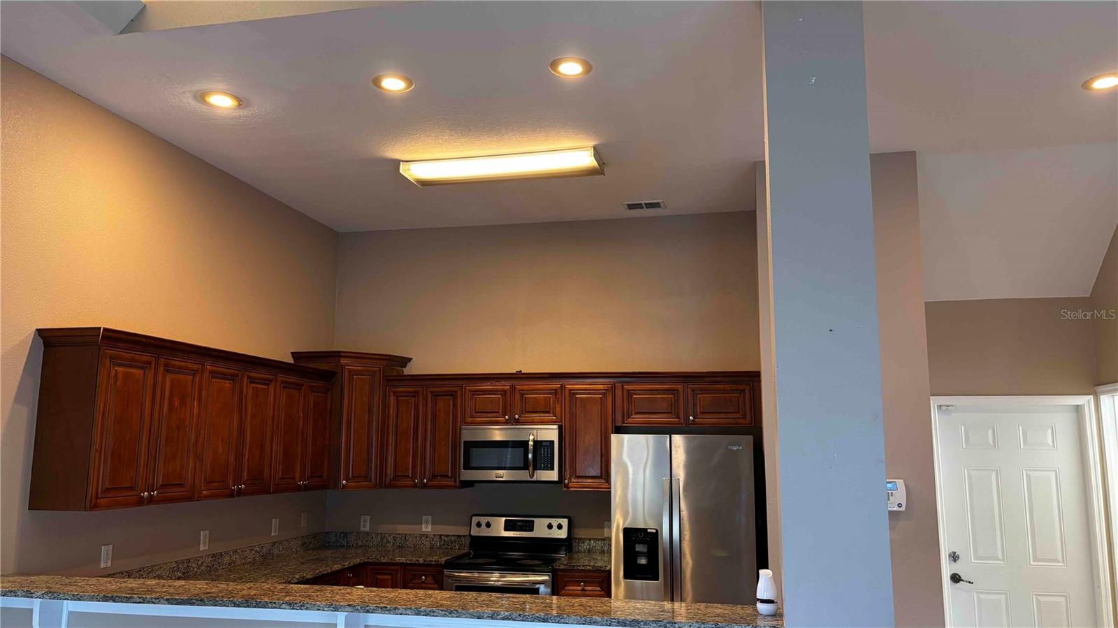 NEW TRIAD TWNHMS OF CARROLL - Residential Lease