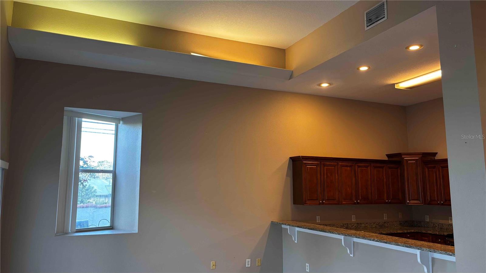 NEW TRIAD TWNHMS OF CARROLL - Residential Lease
