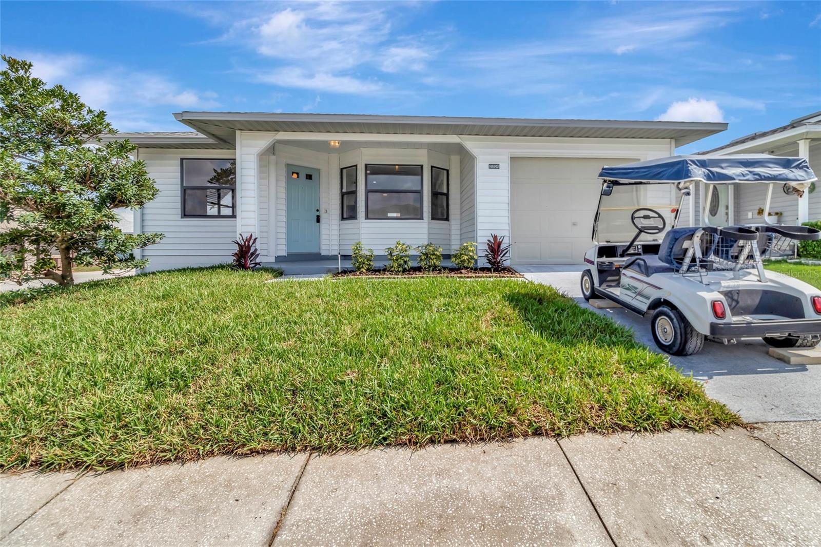 2235 HARBOR TOWN LANE