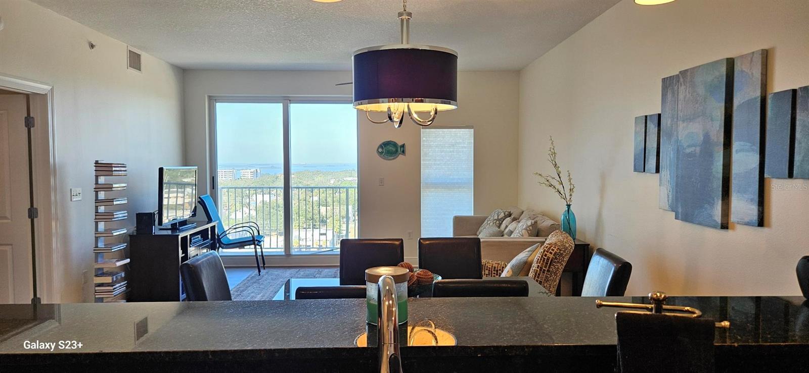 STATION SQUARE CONDO - Residential