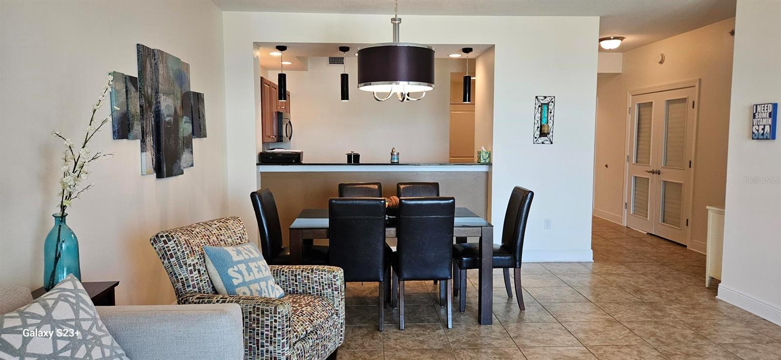 STATION SQUARE CONDO - Residential