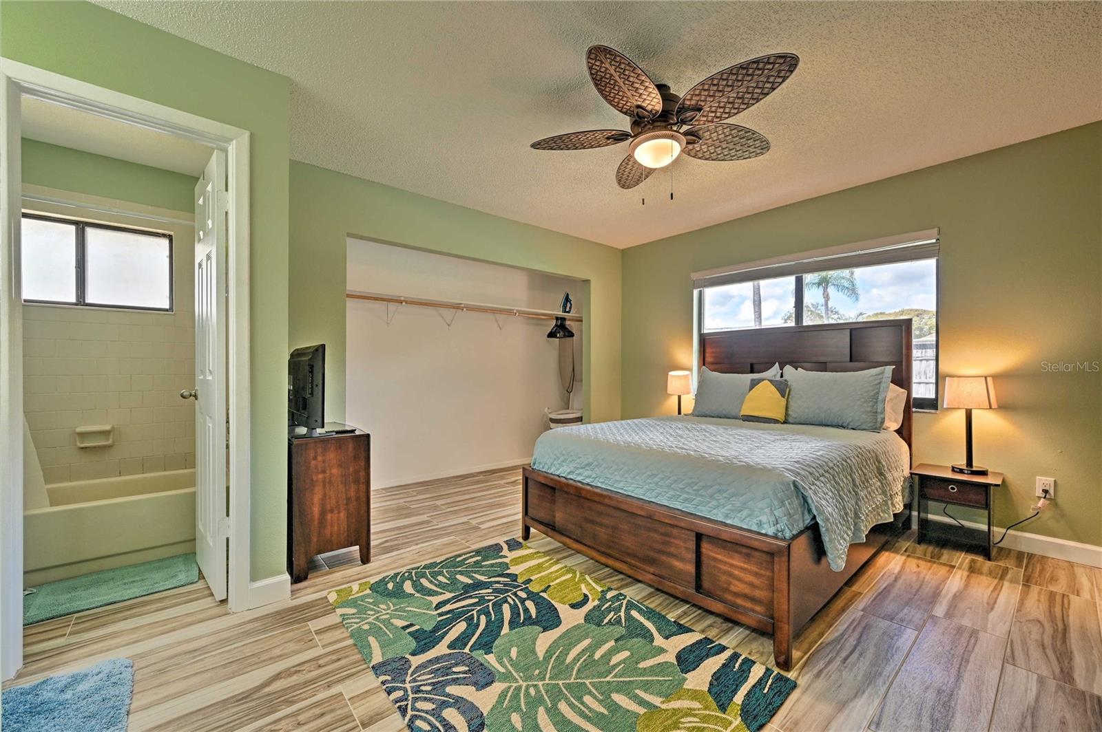 COUNTRY VILLAGE UNIT 2 - Residential