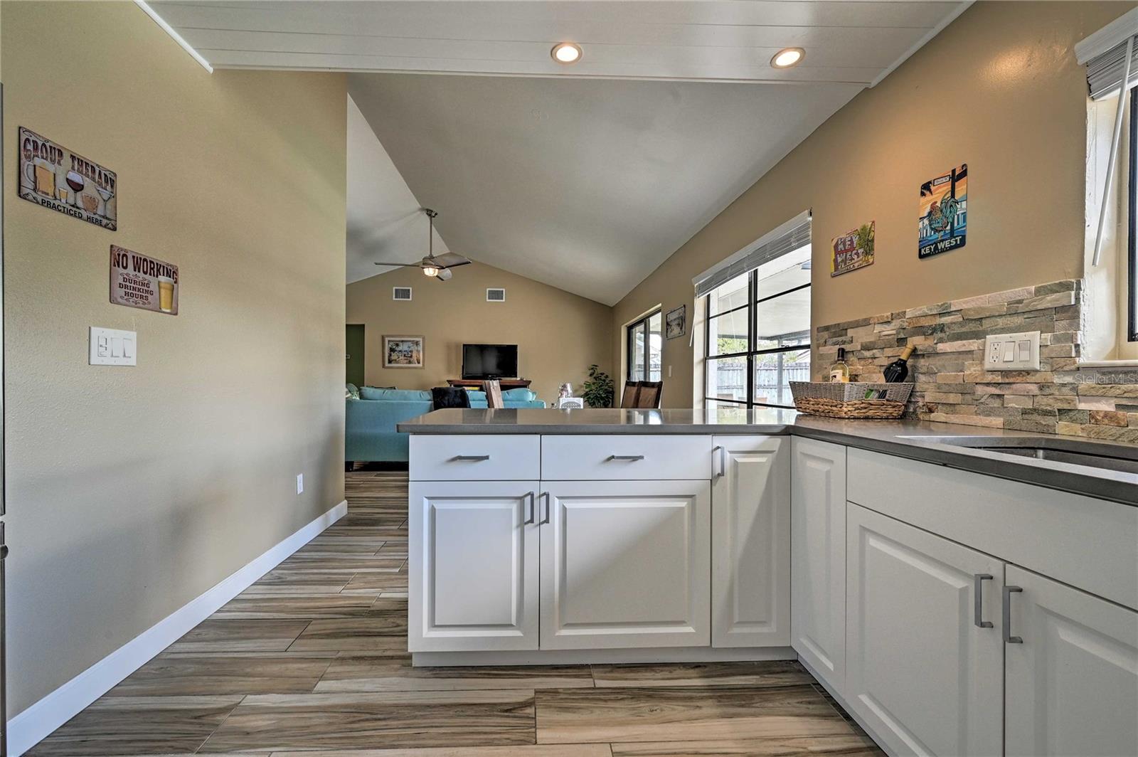 COUNTRY VILLAGE UNIT 2 - Residential