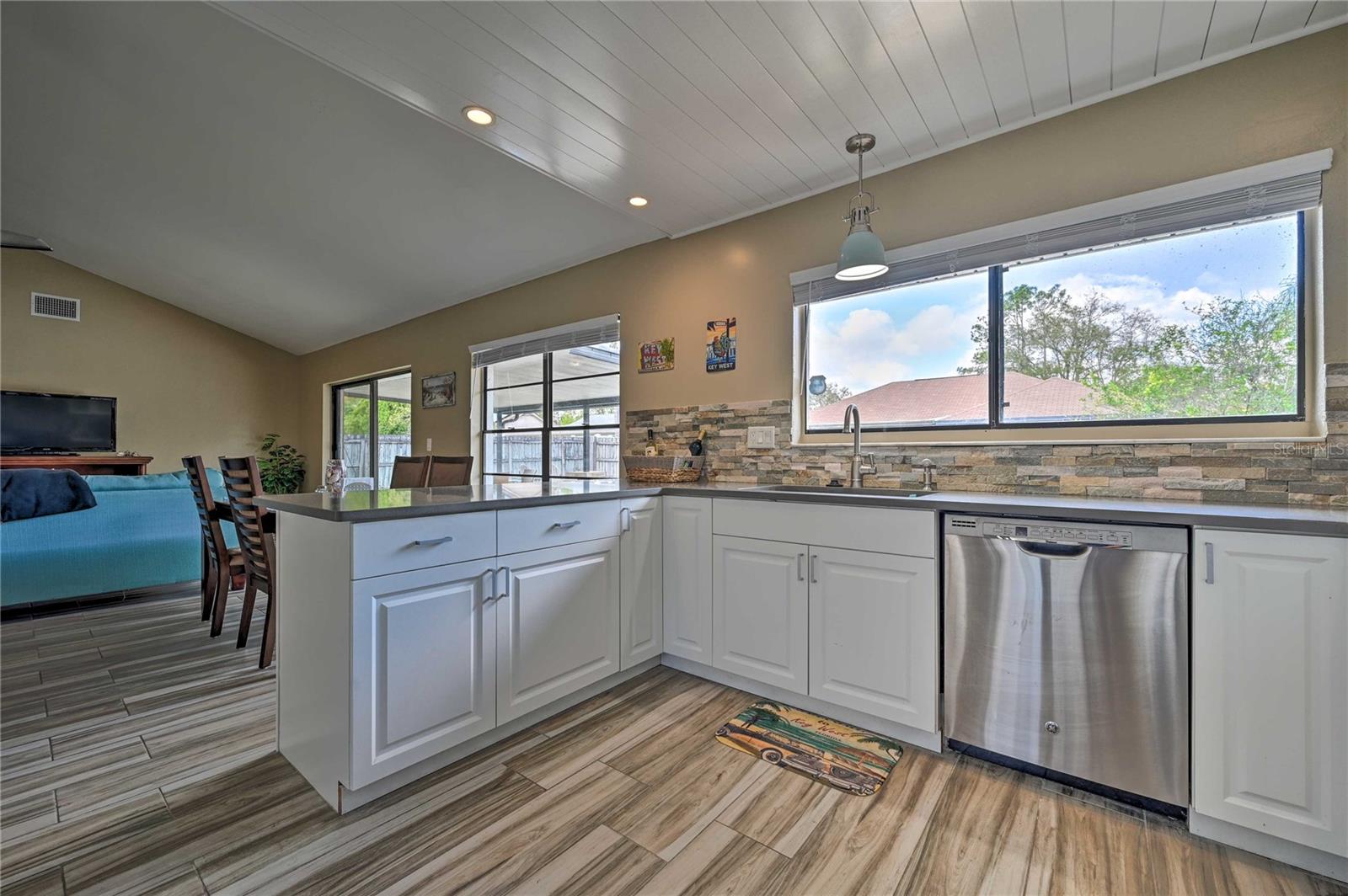 COUNTRY VILLAGE UNIT 2 - Residential