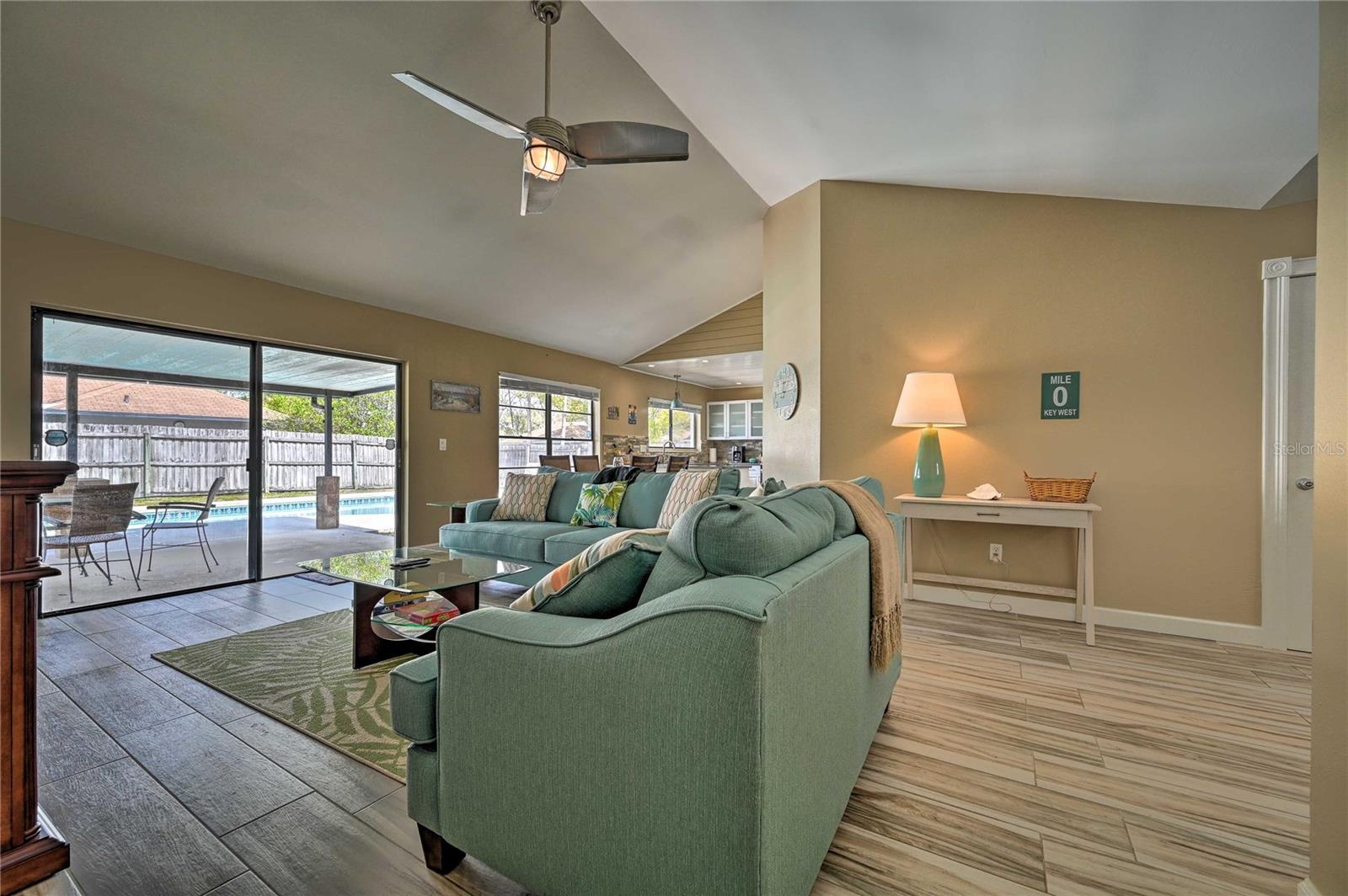COUNTRY VILLAGE UNIT 2 - Residential
