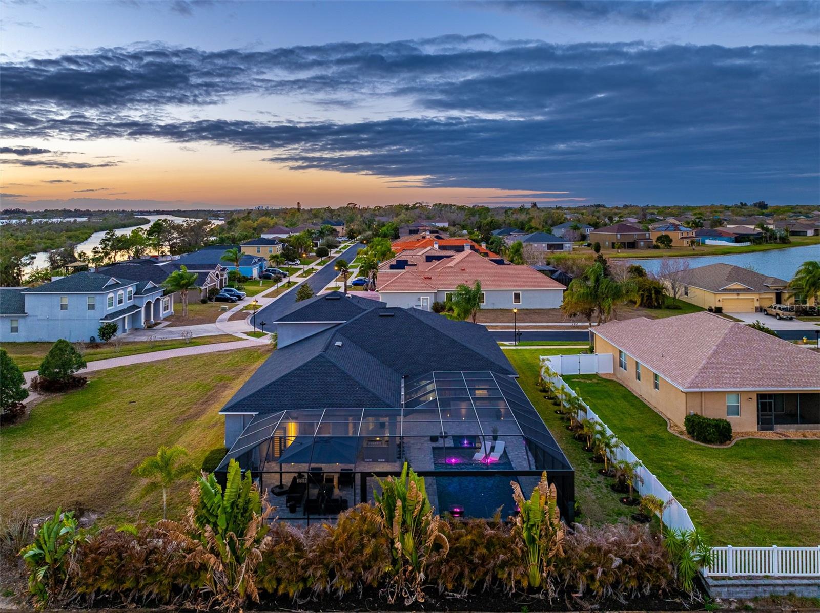 SPYGLASS AT RIVER BEND - Residential