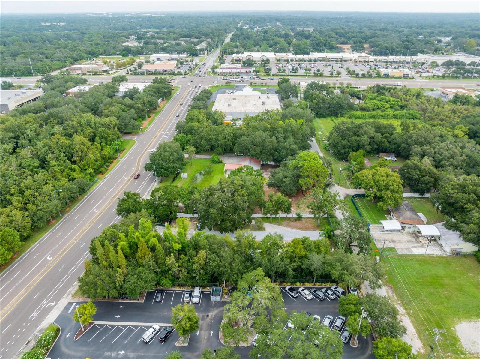 201 S LAKEWOOD DRIVE