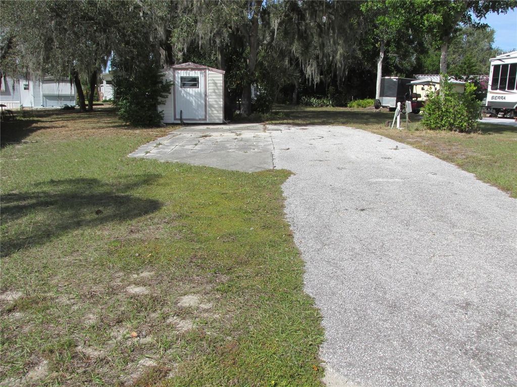 Photo of 5 Blue Quill Circle, Lake Wales, FL 33898 (MLS # K4903137)
