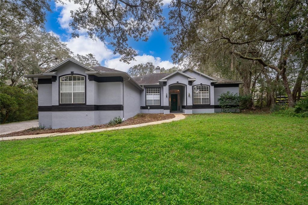 Photo of 125 E Trade Winds Road, Winter Springs, FL 32708 (MLS # O6373594)