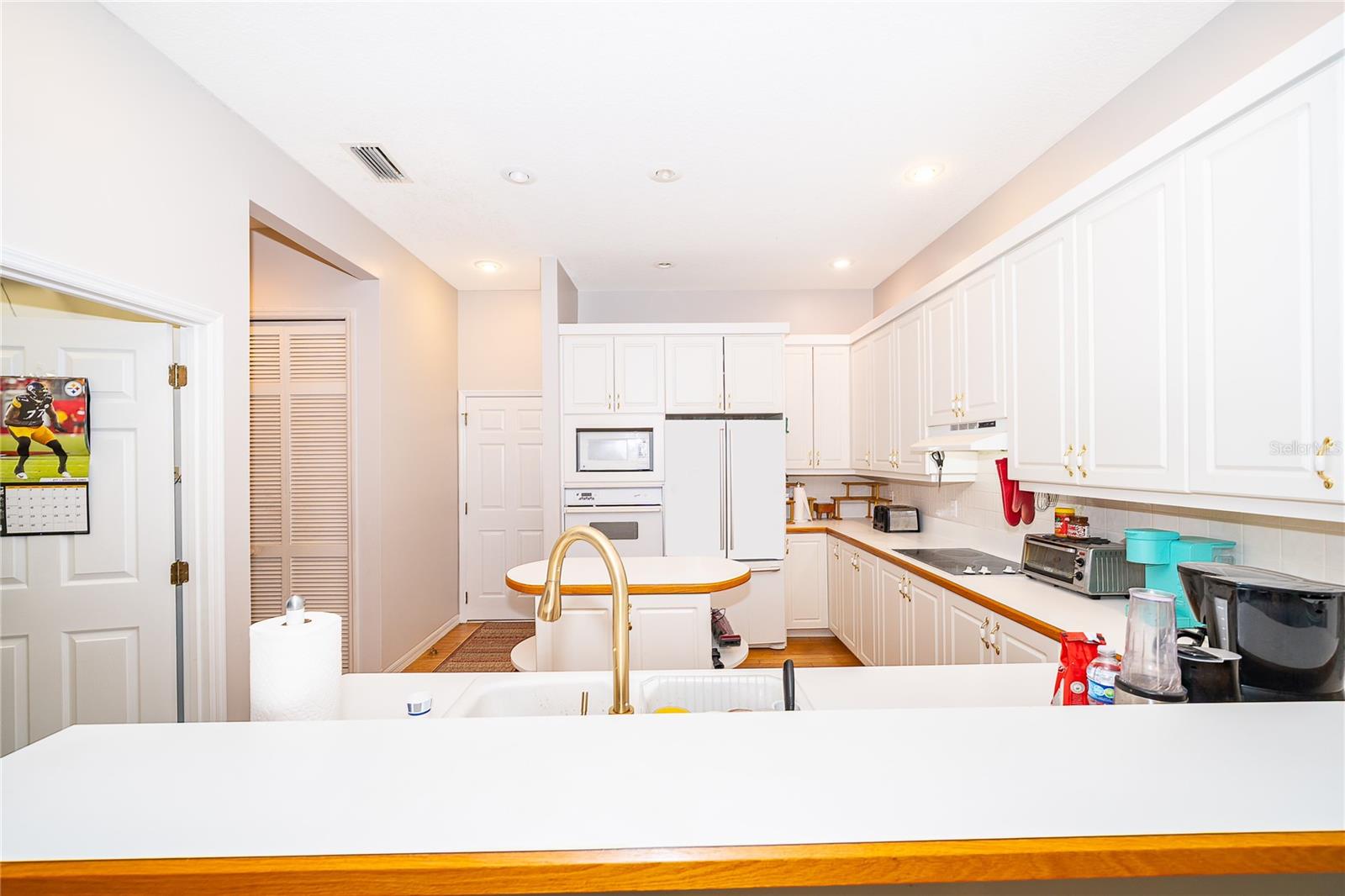 SUSAN WOODS - Residential