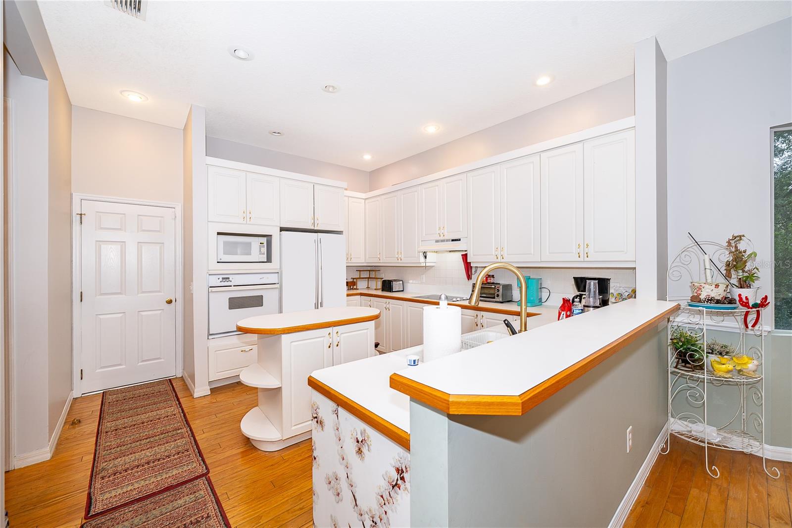 SUSAN WOODS - Residential