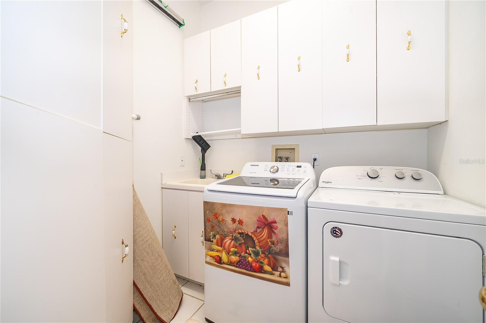 SUSAN WOODS - Residential