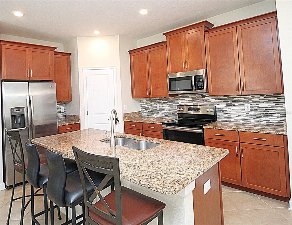 Photo of 3752 Quaint Lane, Clermont, FL 34711 (MLS # G5110537)