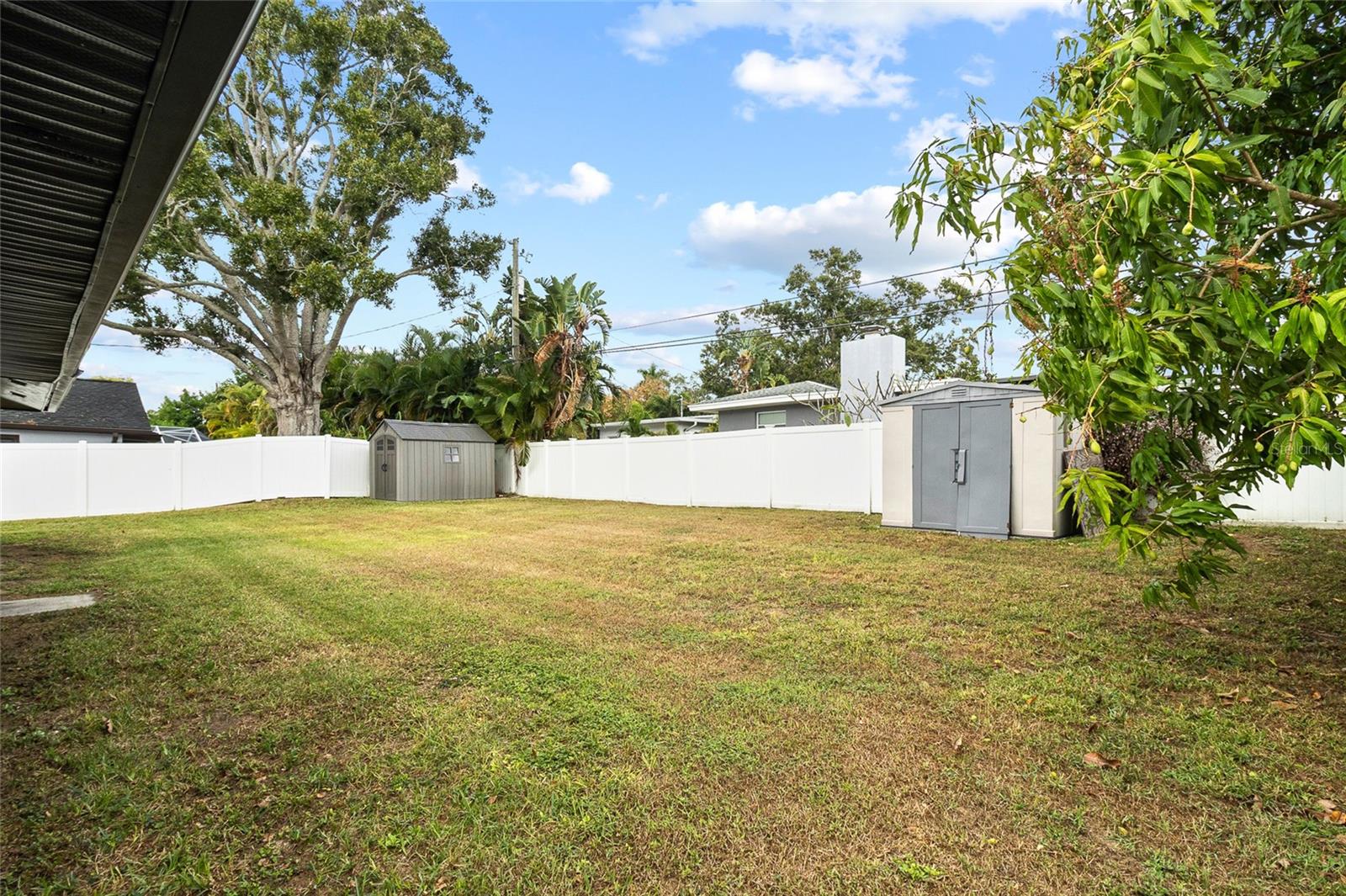 FAIR OAKS 2ND ADD - Residential Lease