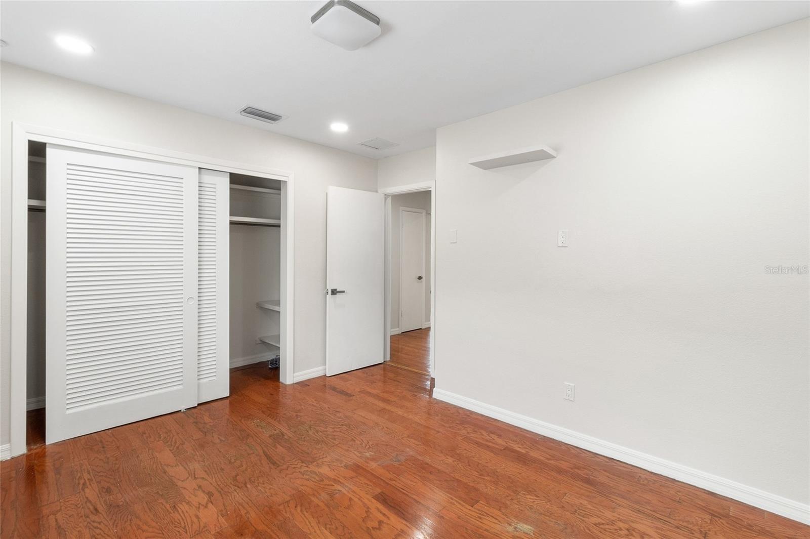 FAIR OAKS 2ND ADD - Residential Lease