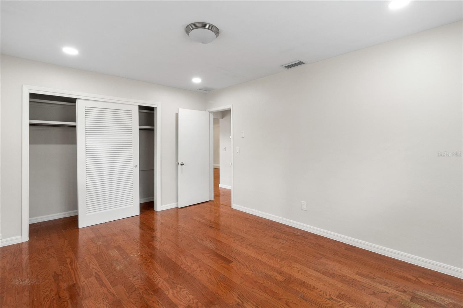 FAIR OAKS 2ND ADD - Residential Lease