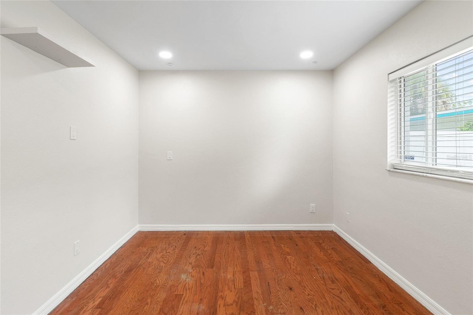 FAIR OAKS 2ND ADD - Residential Lease