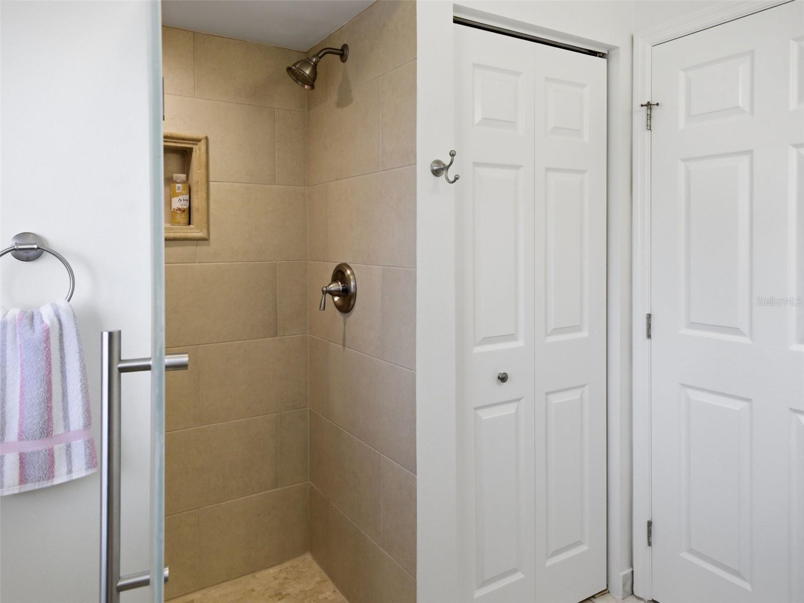 OCALA PALMS UN 06 - Residential