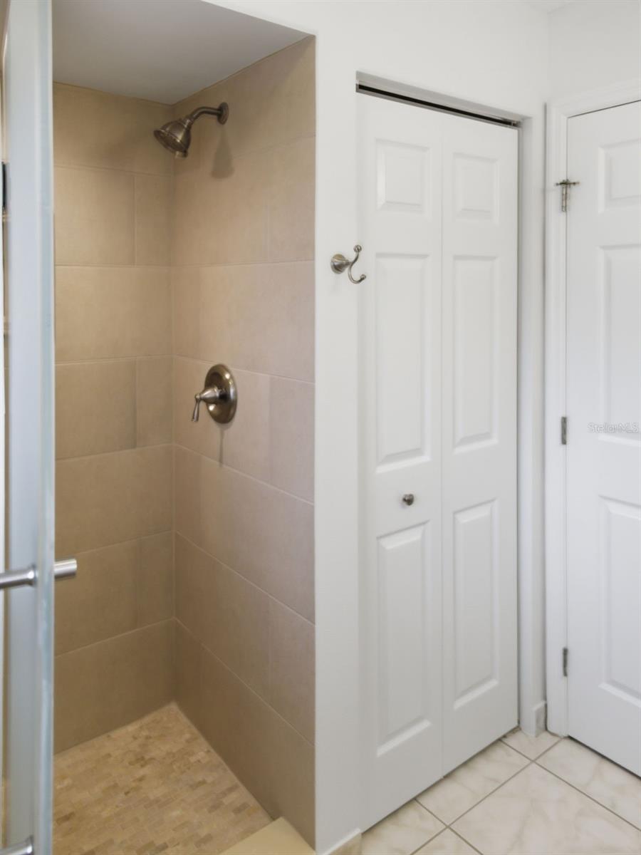 OCALA PALMS UN 06 - Residential