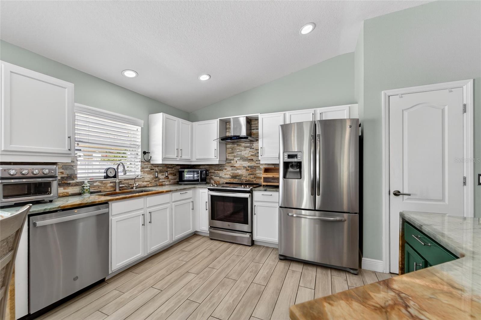 WATERFORD PH I & III REP - Residential