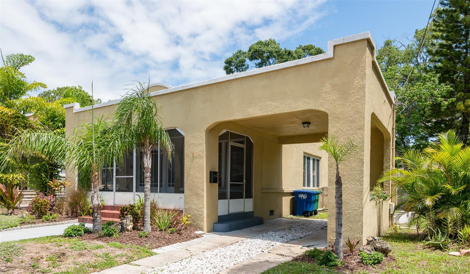 3611 W BAY TO BAY BOULEVARD