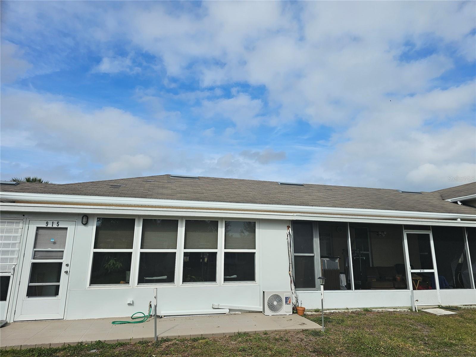 LAKESHORE CLUB - Residential