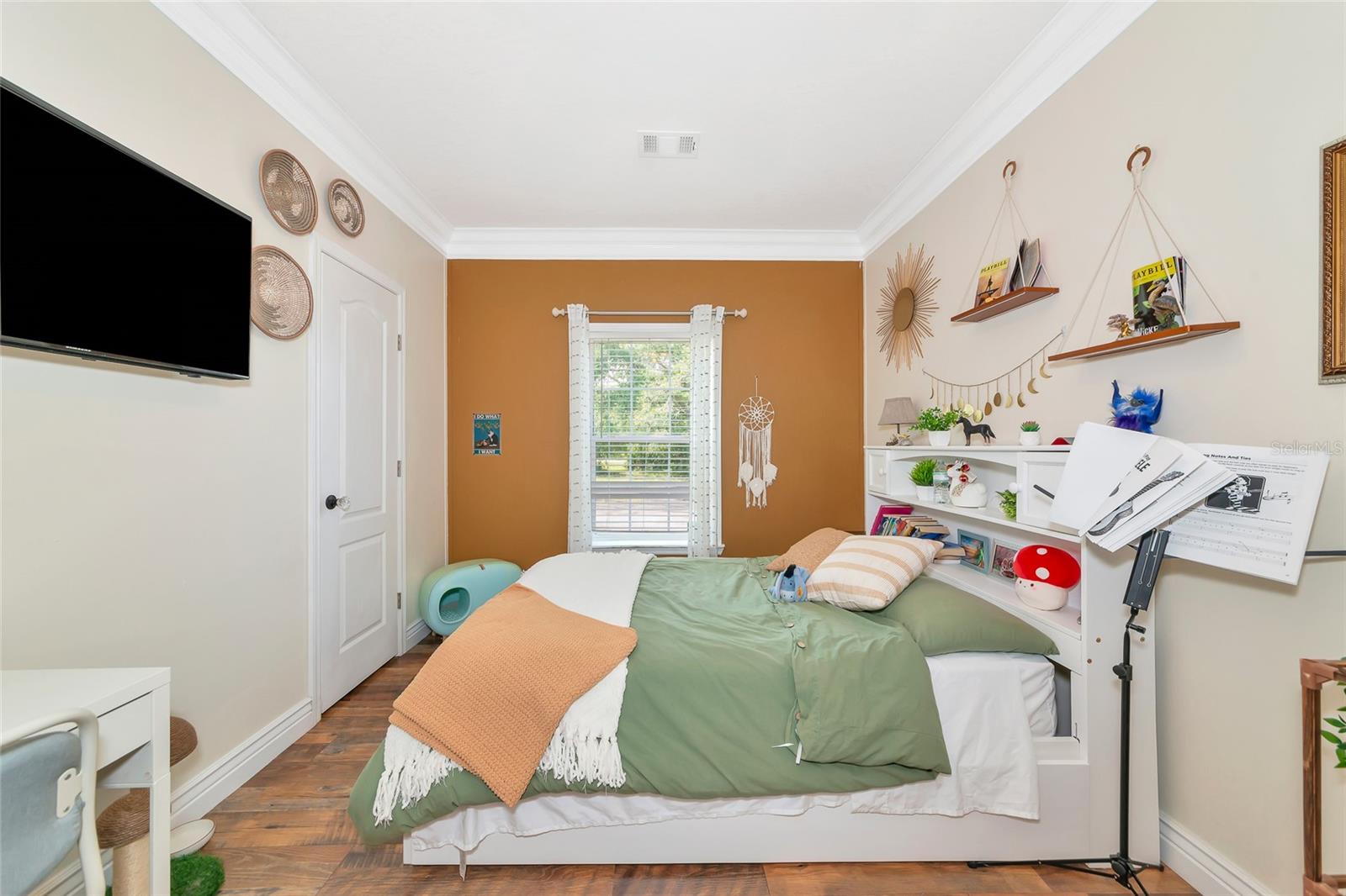 WATERBURY TRACTS CONTINUED - Residential