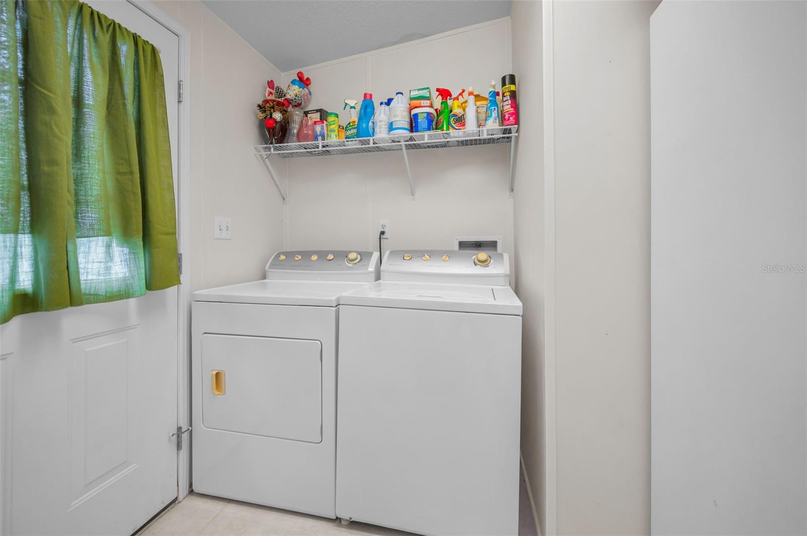 TARPON SHORES MOBILE HOME VILLAGE UNREC - Residential