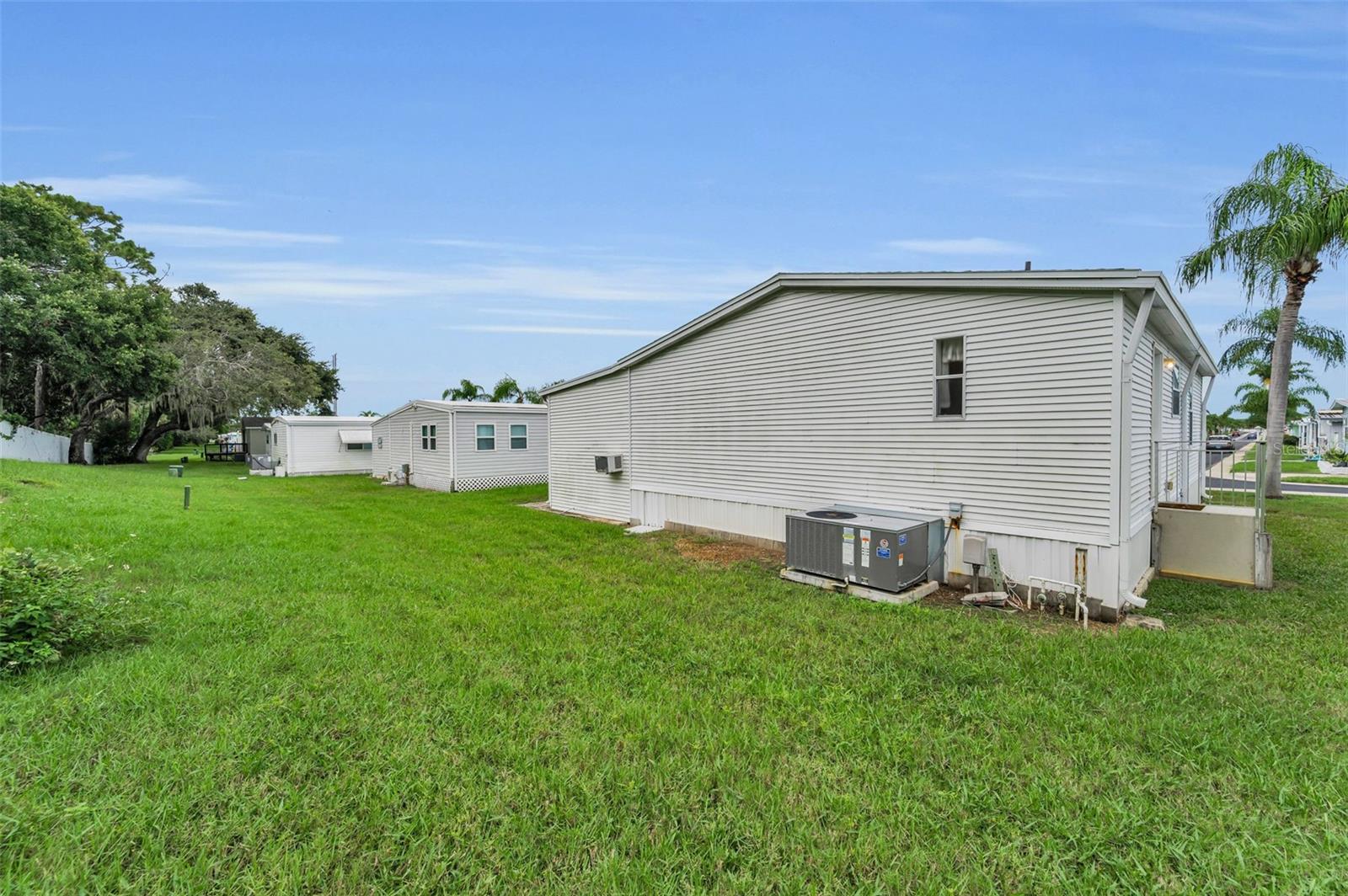 TARPON SHORES MOBILE HOME VILLAGE UNREC - Residential