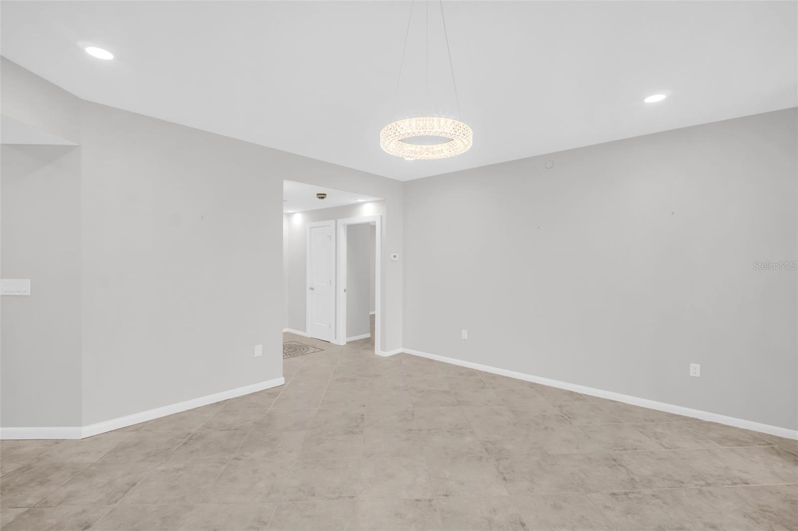 BAYFRONT TOWER CONDO - Residential Lease