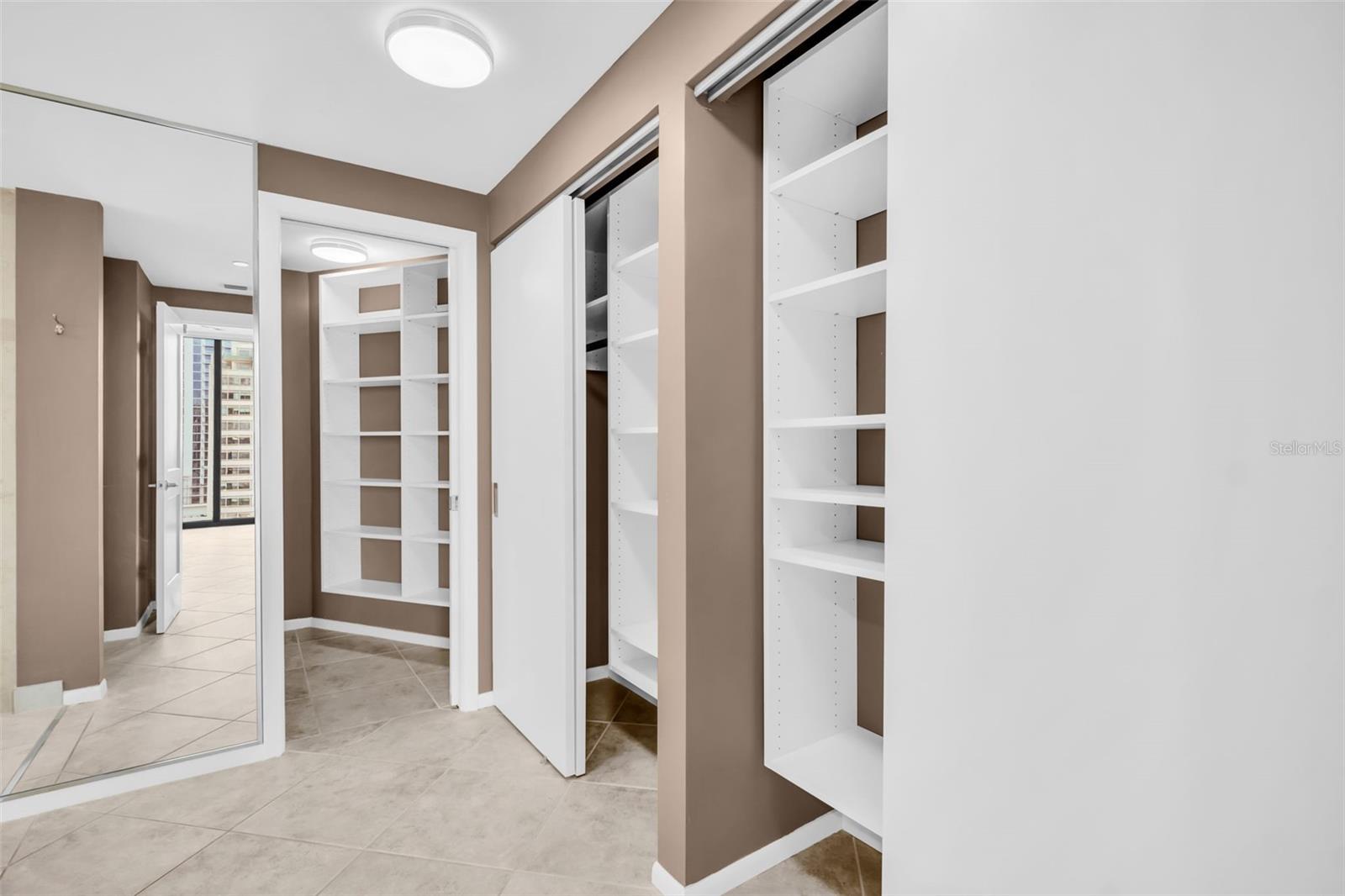 BAYFRONT TOWER CONDO - Residential Lease