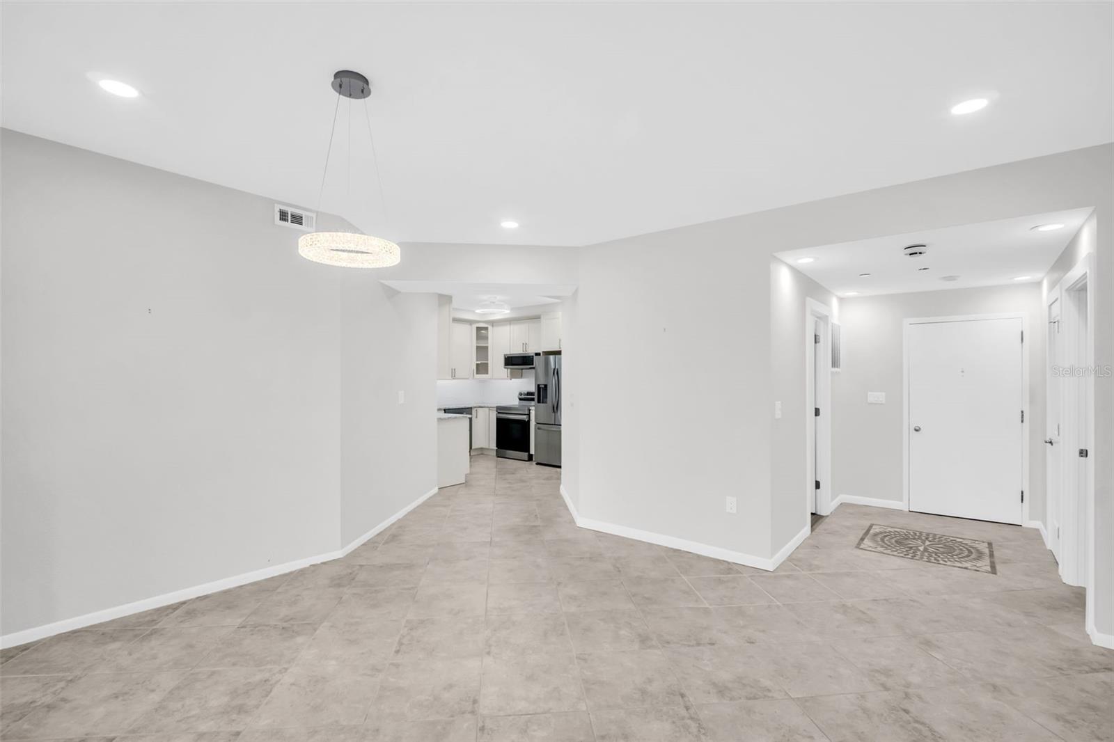 BAYFRONT TOWER CONDO - Residential Lease