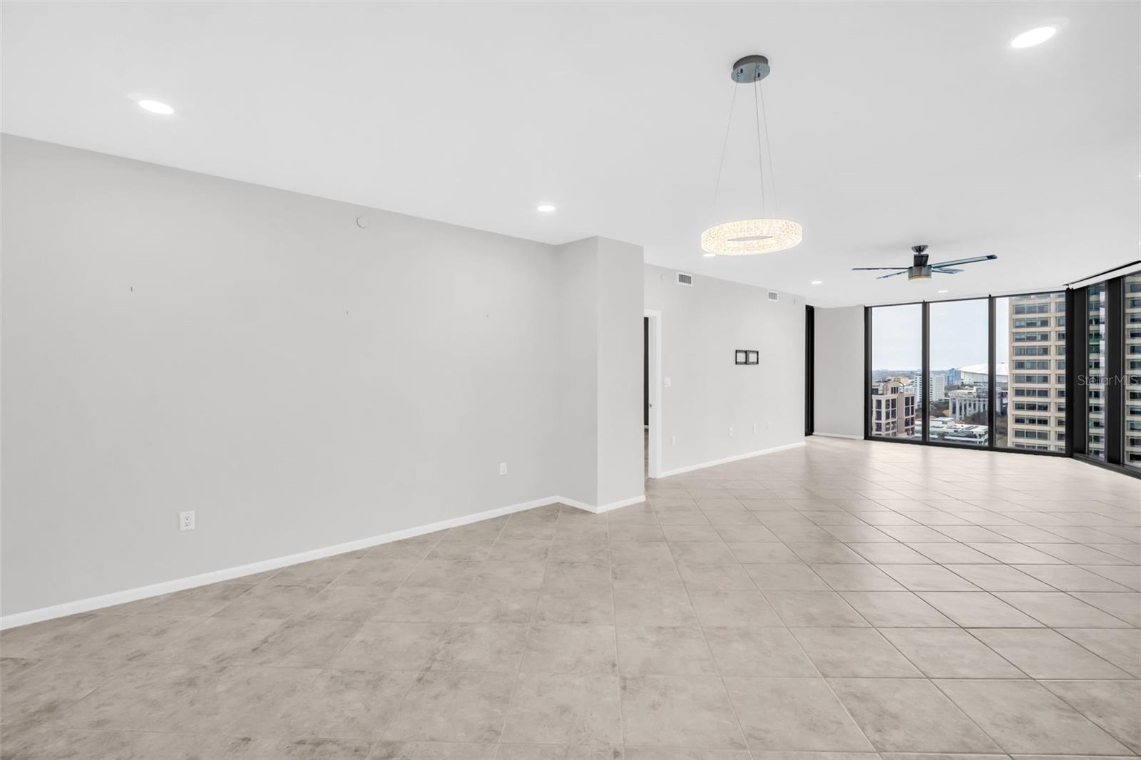 BAYFRONT TOWER CONDO - Residential Lease