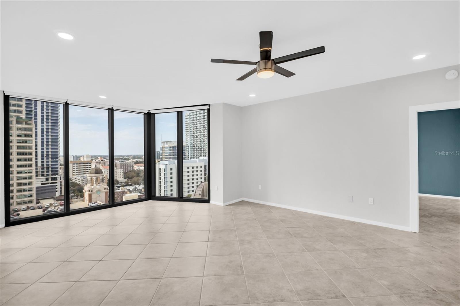 BAYFRONT TOWER CONDO - Residential Lease