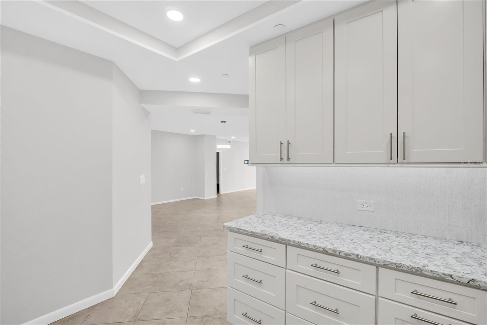 BAYFRONT TOWER CONDO - Residential Lease