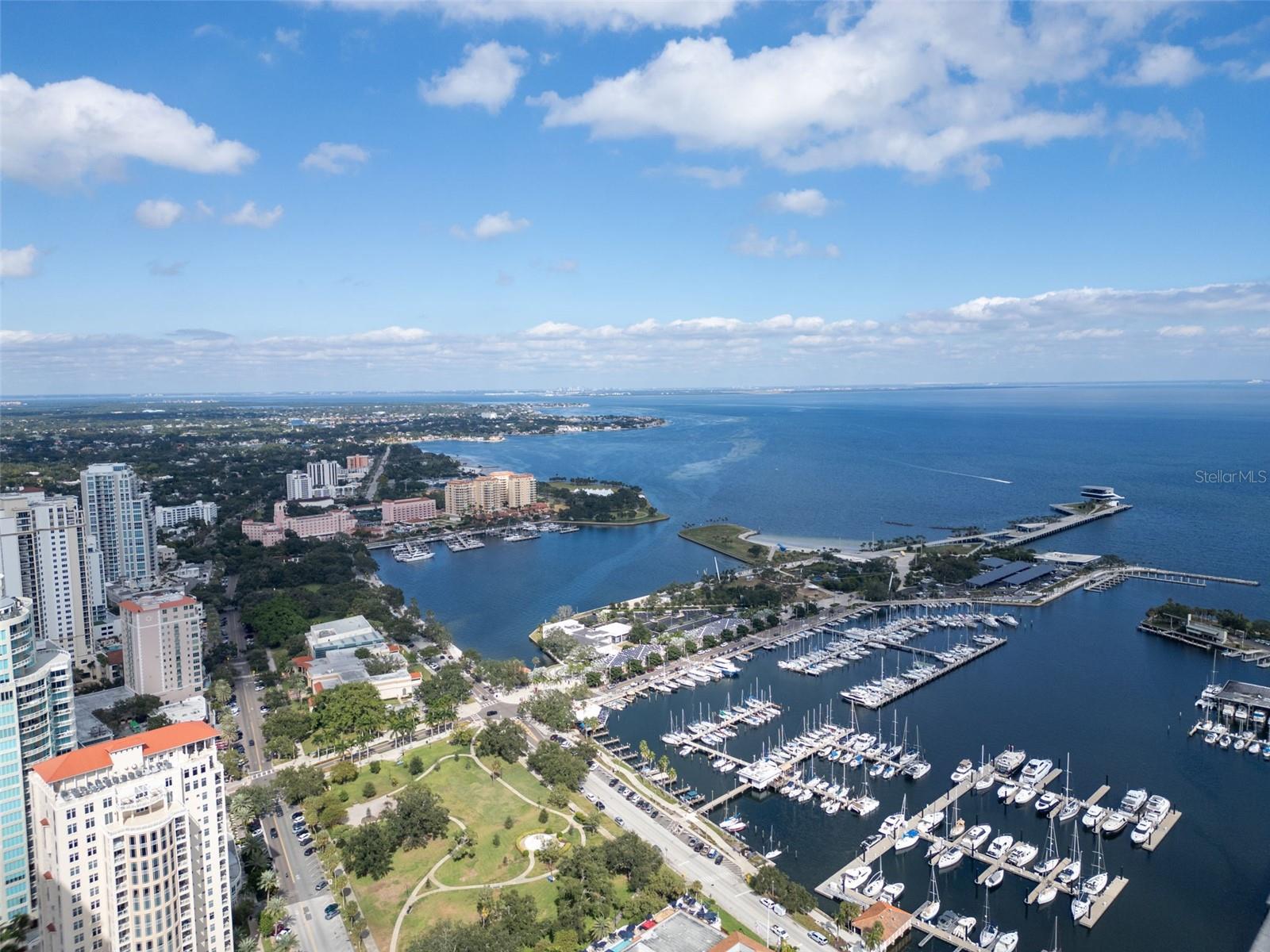BAYFRONT TOWER CONDO - Residential Lease