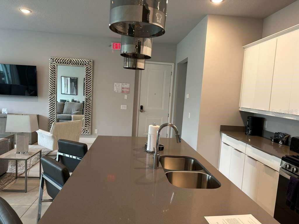 SPECTRUM AT REUNION CONDO PH 11 - Residential Lease