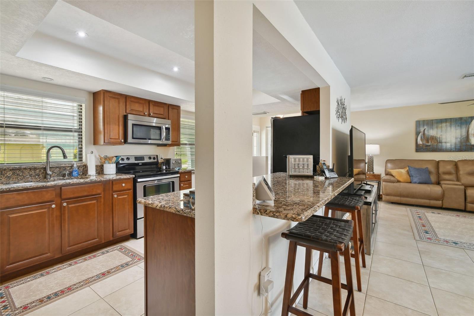 PINE LAKES - Residential