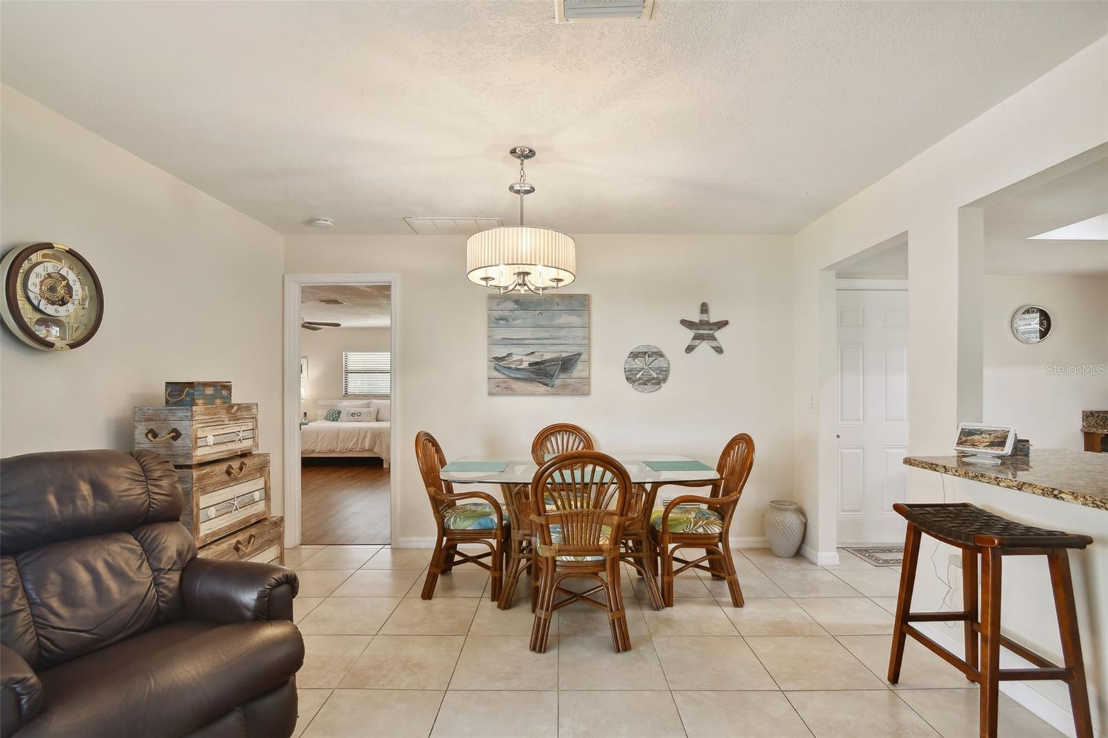 PINE LAKES - Residential