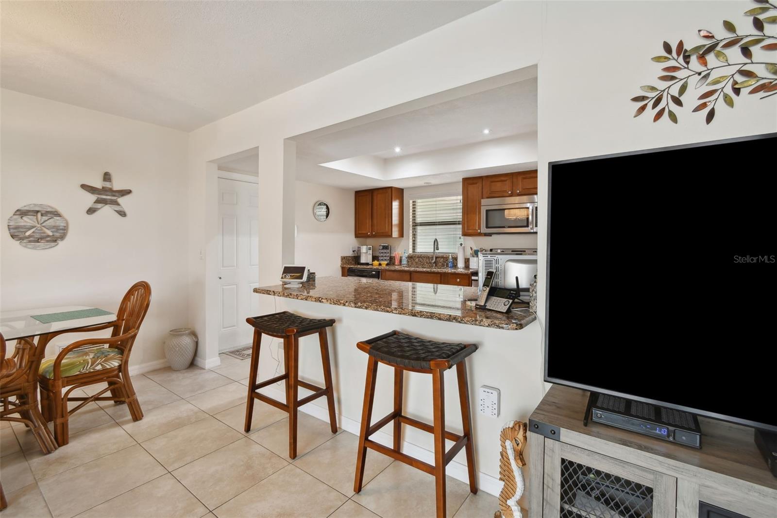 PINE LAKES - Residential