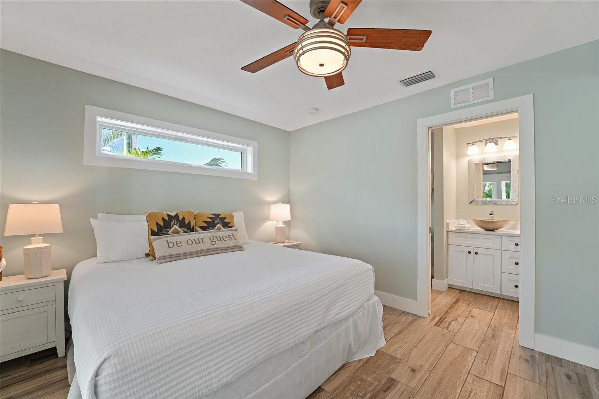 ANNA MARIA BEACH - Residential