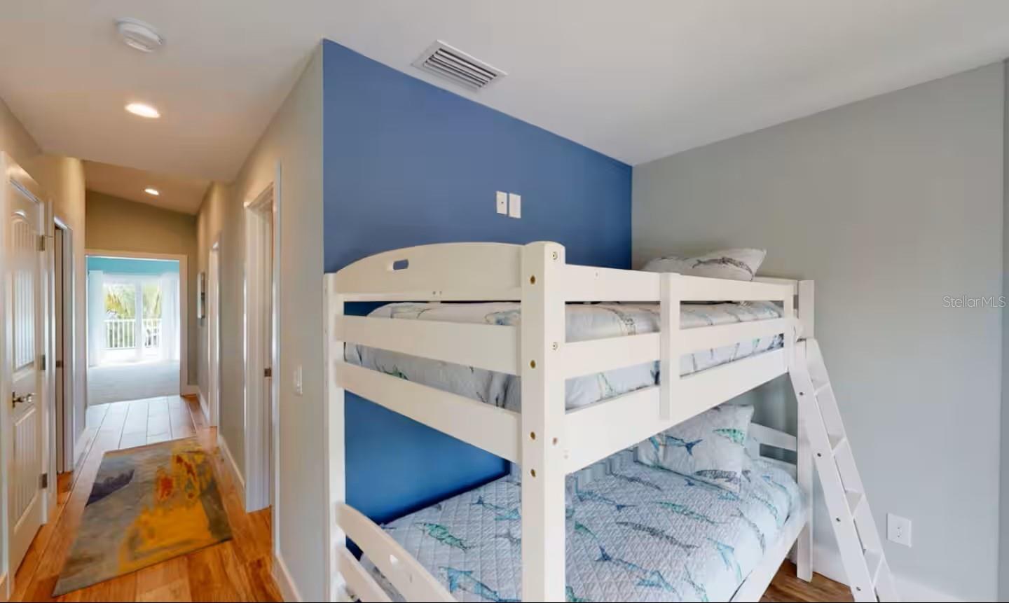 ANNA MARIA BEACH - Residential