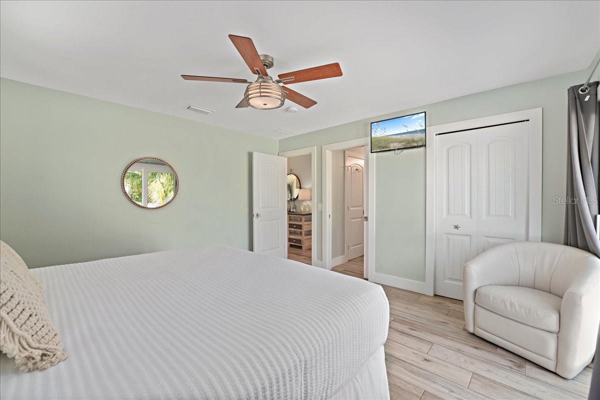 ANNA MARIA BEACH - Residential