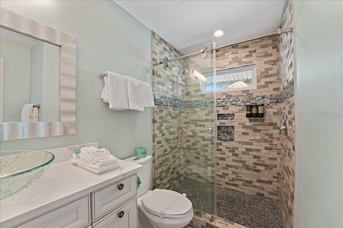 ANNA MARIA BEACH - Residential