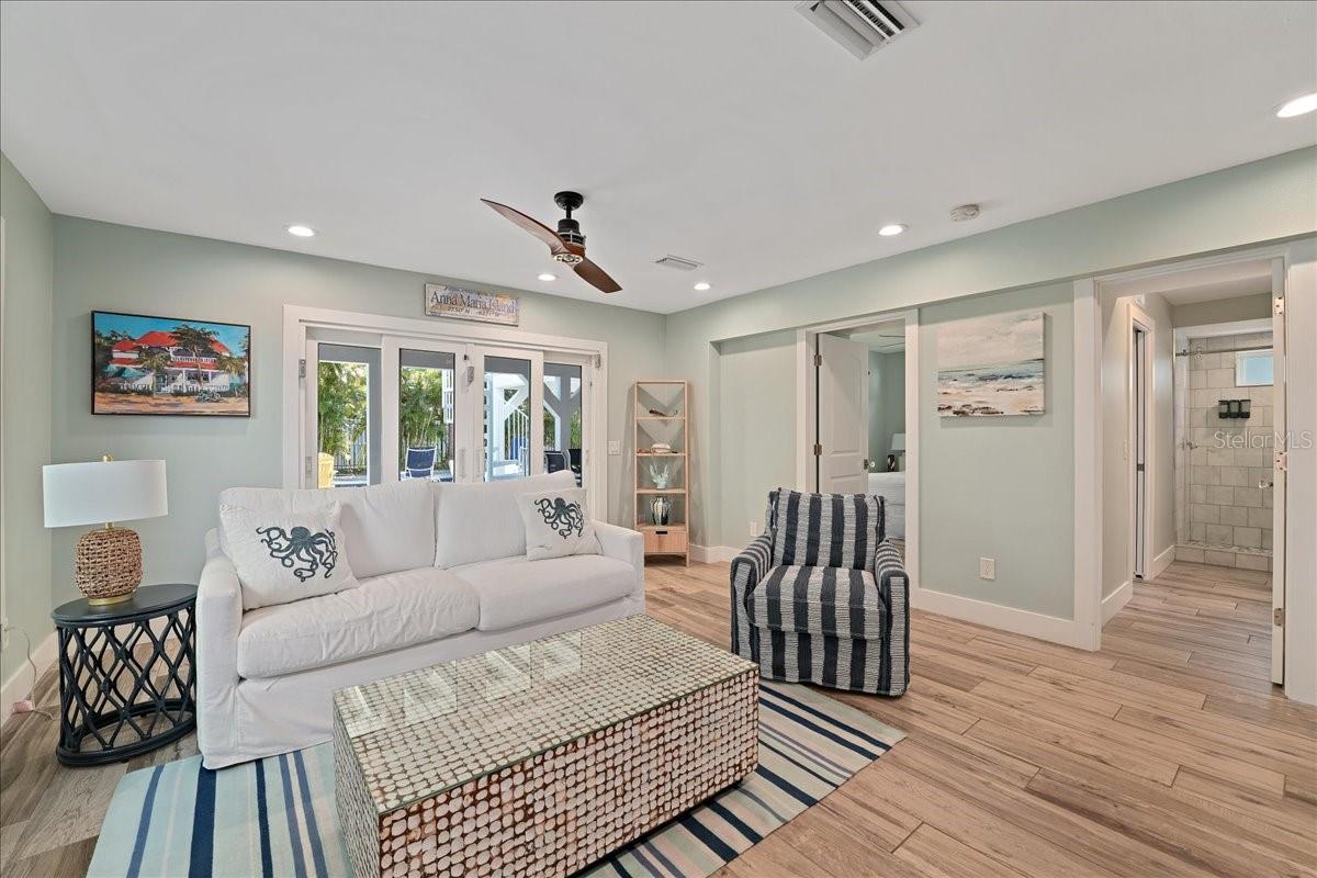 ANNA MARIA BEACH - Residential