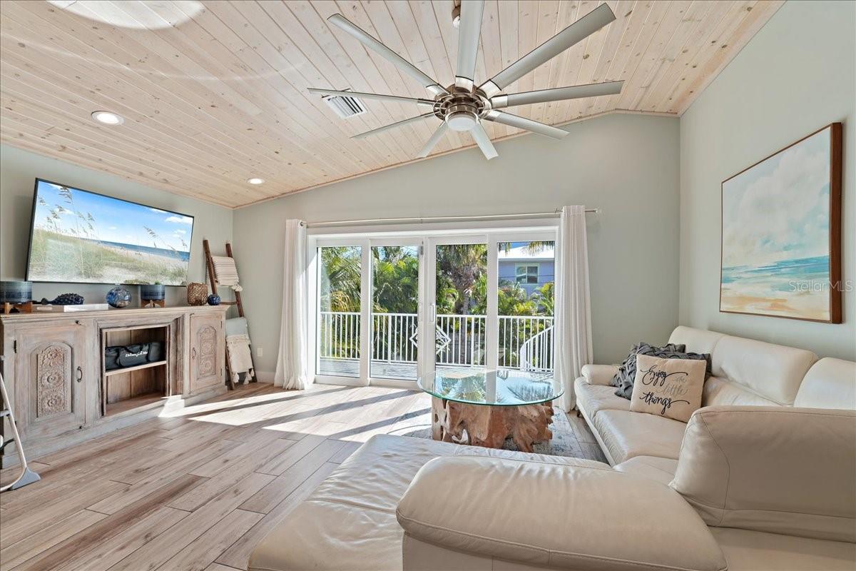 ANNA MARIA BEACH - Residential