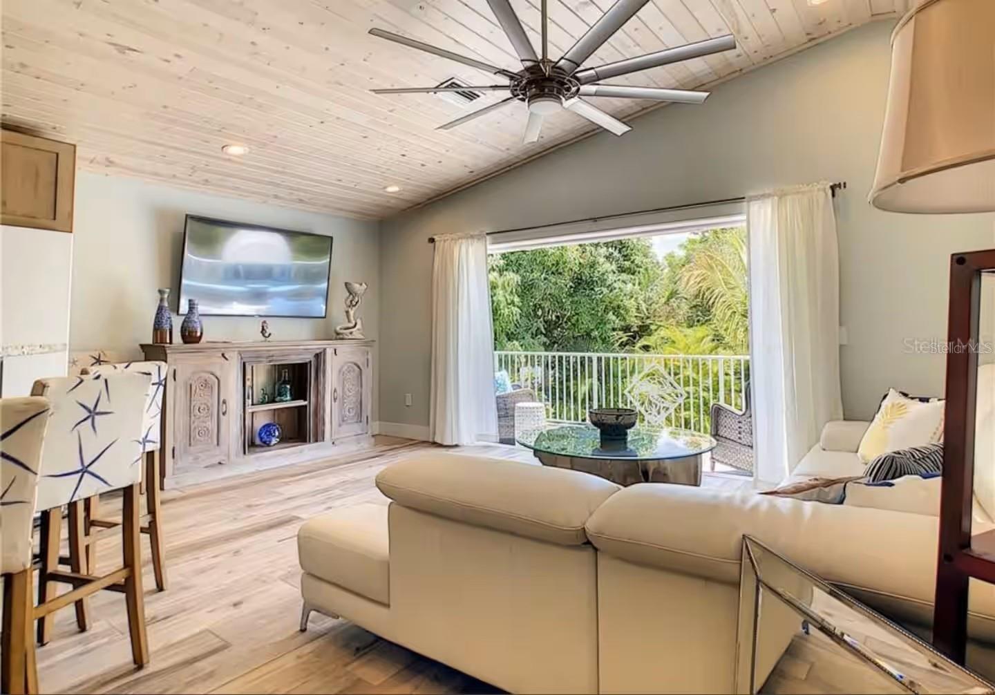 ANNA MARIA BEACH - Residential