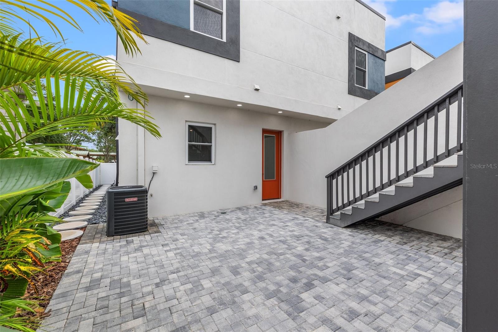 HALLS CENTRAL AVE 2 - Residential